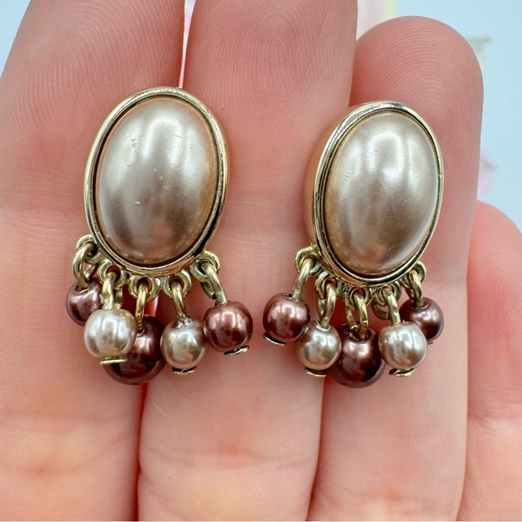 Vintage Champagne Brown Faux Pearl Cabochon Cha Cha Clip On Earrings Classy Chic - Picture 2 of 8